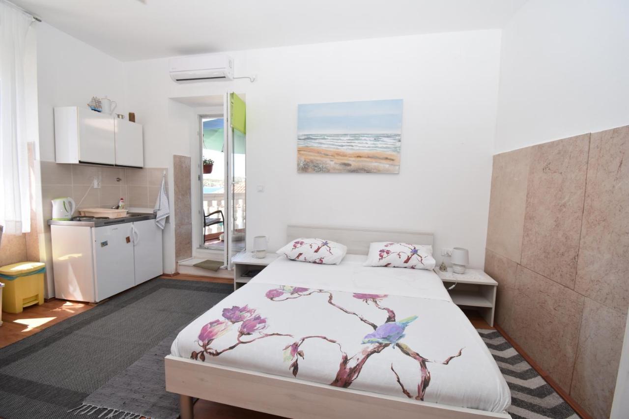 Apartmani Rina Šibenik Екстериор снимка