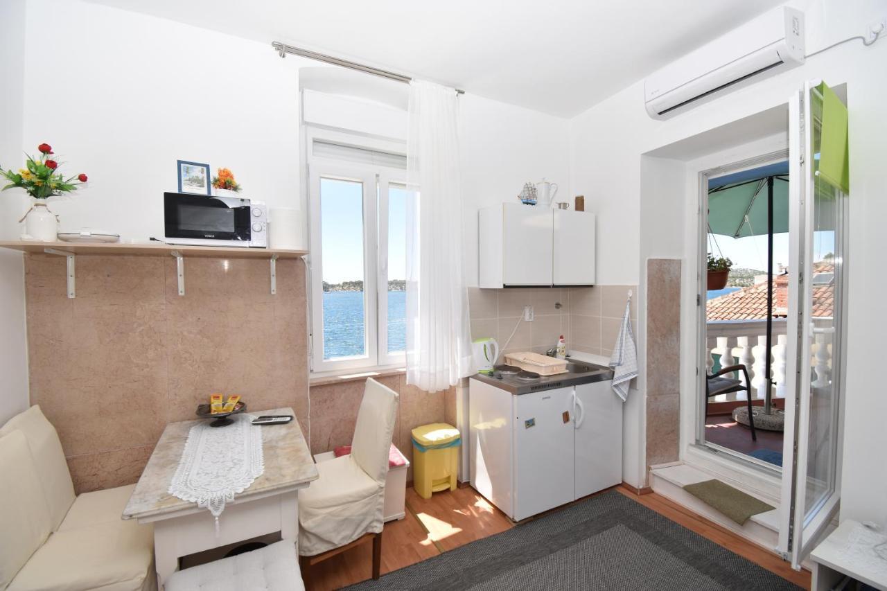 Apartmani Rina Šibenik Екстериор снимка