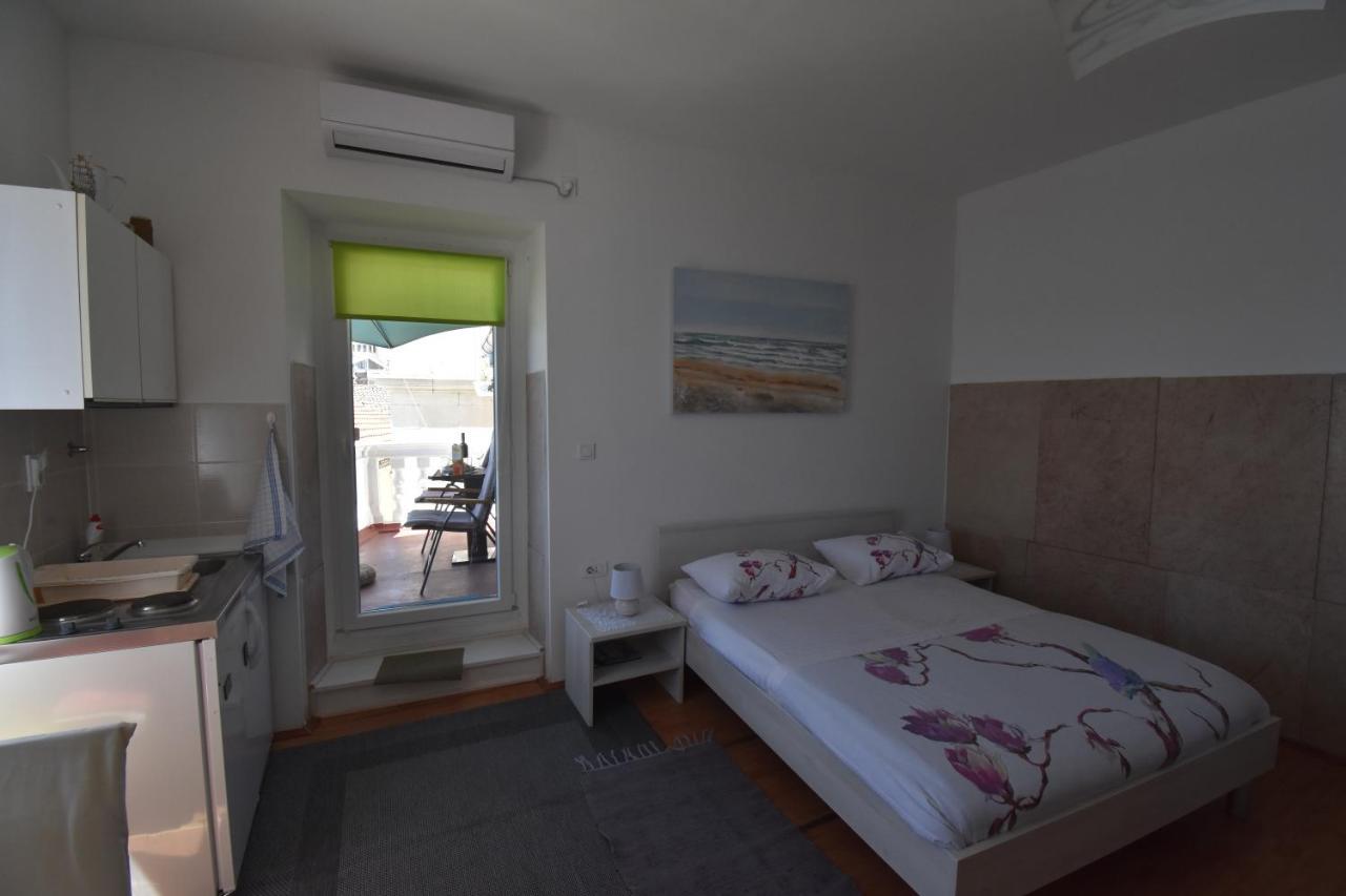 Apartmani Rina Šibenik Екстериор снимка