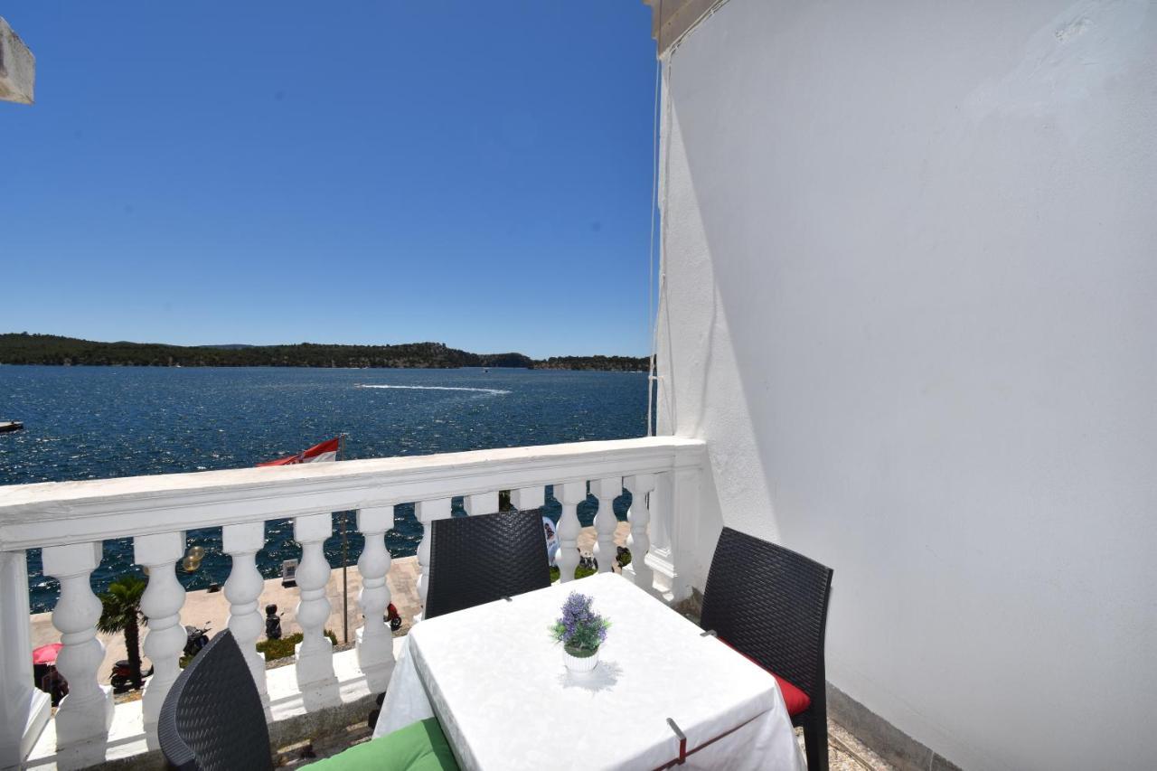 Apartmani Rina Šibenik Екстериор снимка