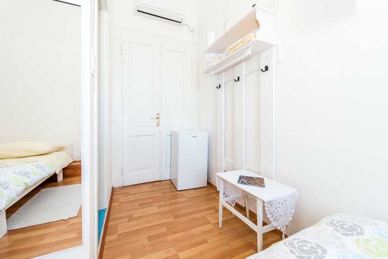 Apartmani Rina Šibenik Екстериор снимка