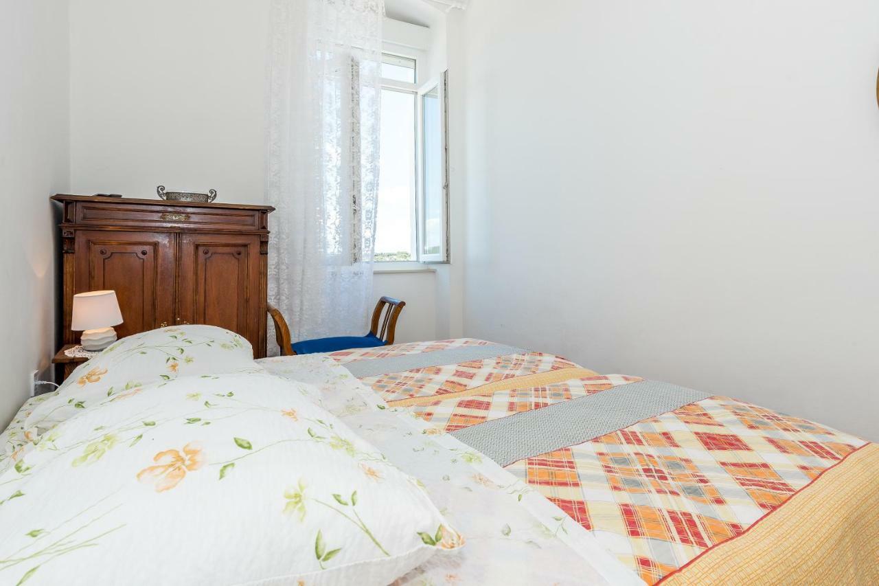 Apartmani Rina Šibenik Екстериор снимка