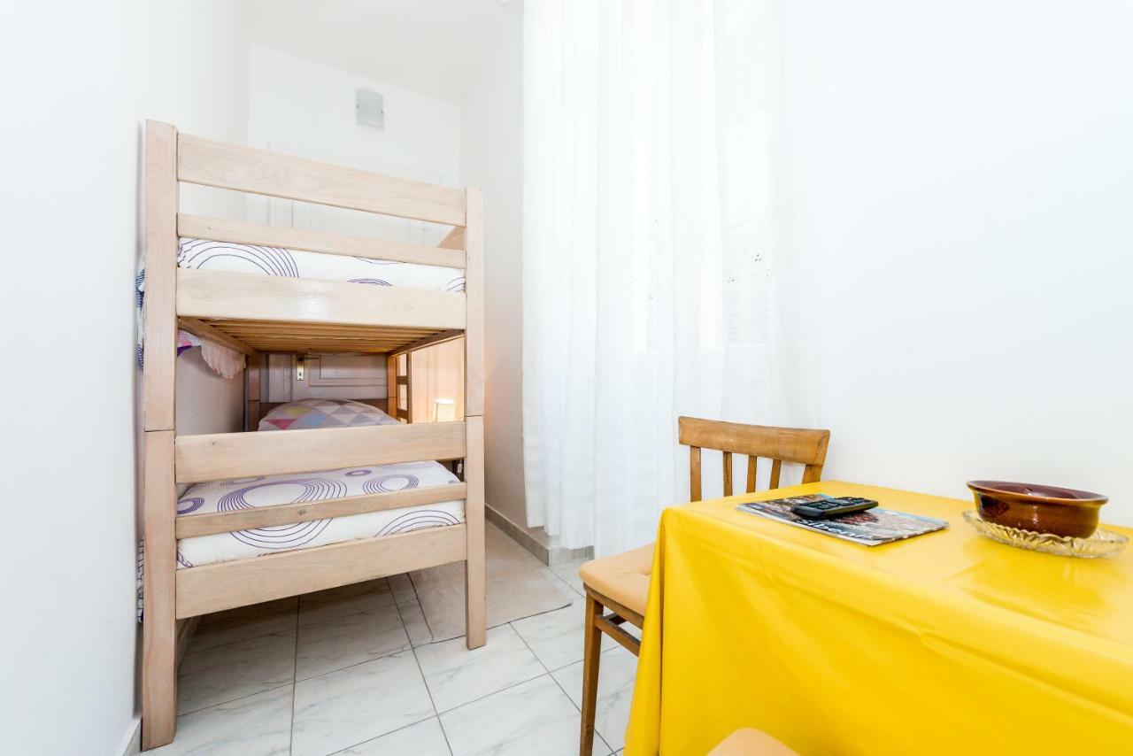Apartmani Rina Šibenik Екстериор снимка