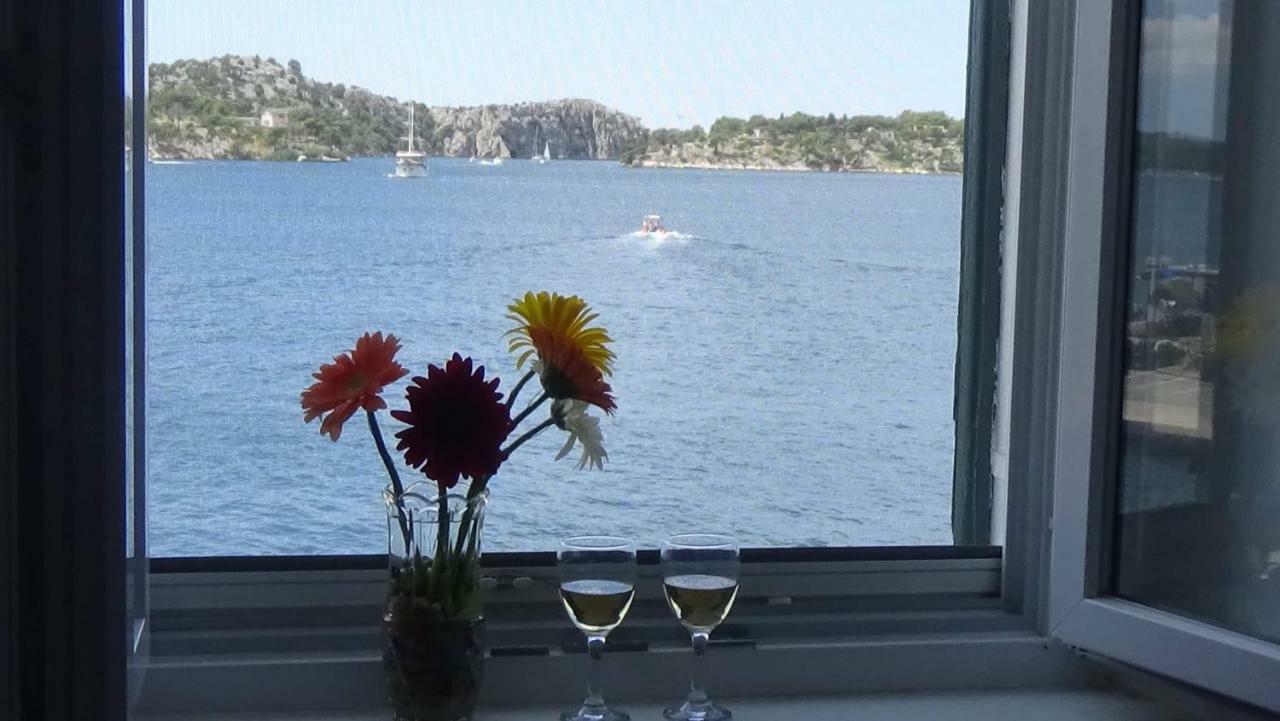 Apartmani Rina Šibenik Екстериор снимка