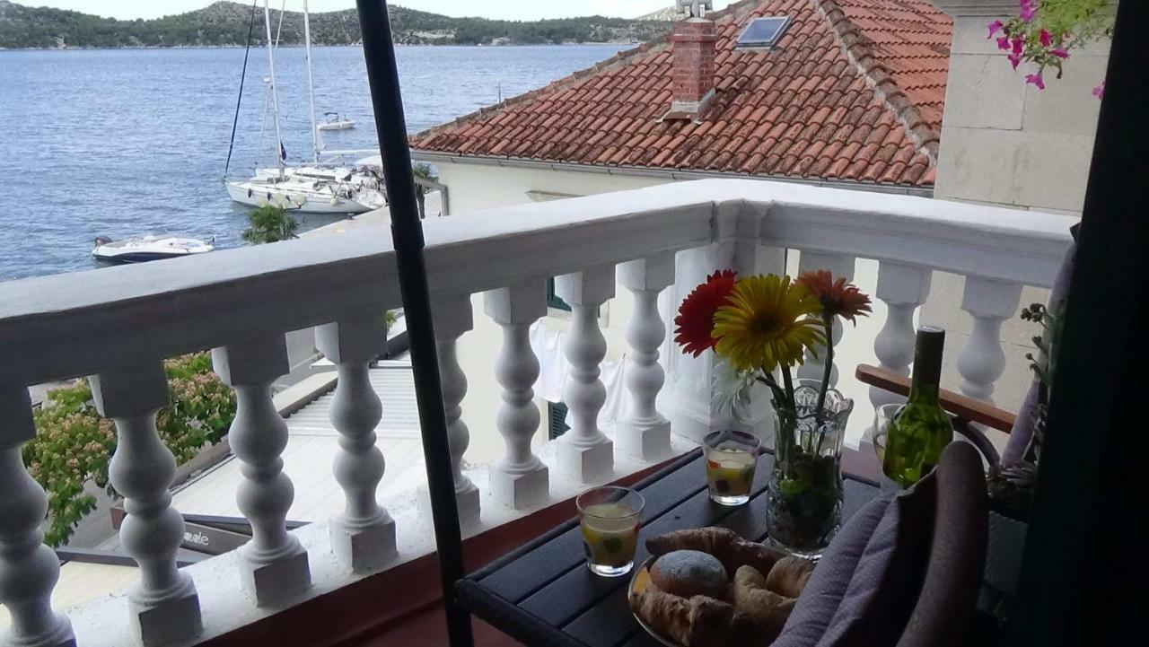 Apartmani Rina Šibenik Екстериор снимка